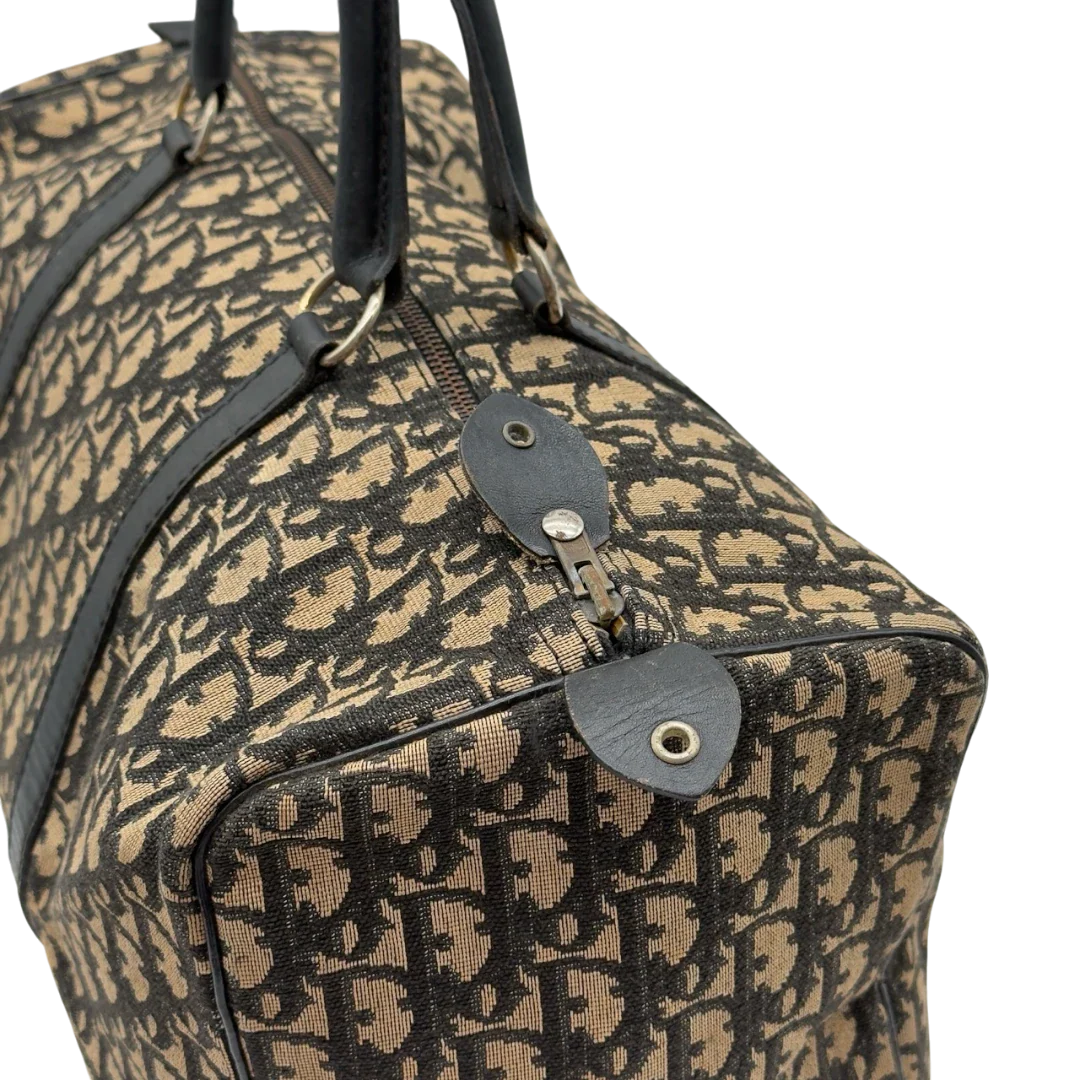 https://cdn.shopify.com/s/files/1/0564/9376/8855/files/Dior_Handtasche_Boston_40_vintage_monogram_beige___blau_14.webp?v=1784124989