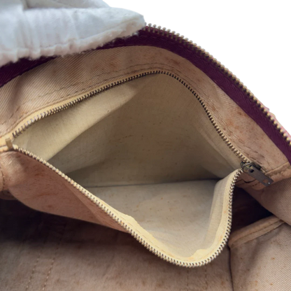 https://cdn.shopify.com/s/files/1/0564/9376/8855/files/Dior_Handtasche_Boston_40_vintage_monogram_beige_rot_30.webp?v=1784247347