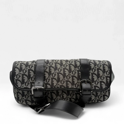 https://cdn.shopify.com/s/files/1/0564/9376/8855/files/Dior_Umhangetasche_mit_Schnallen_monogram_beige___schwarz_vintage_designer_crossbody7312.webp?v=1756379546