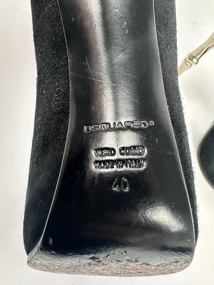 https://cdn.shopify.com/s/files/1/0900/2729/5066/files/Dsquared_F_W_2010_Bone_Heels_Sole.jpg?v=1779115642