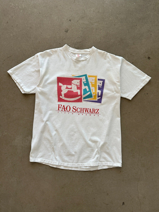 1990’s FAO Schwartz Toy Shop T-Shirt - XL | X-Large, Red