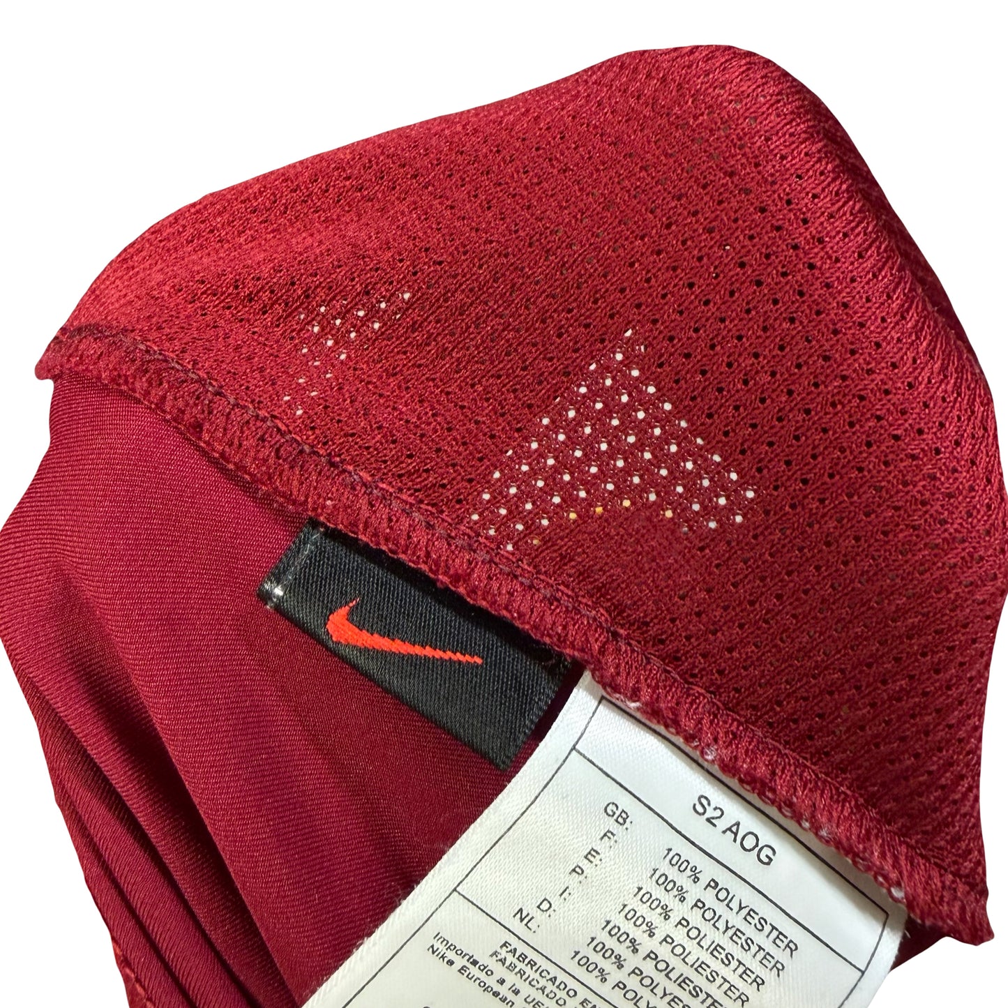 Nike Portugal 2002/04 Shirt In Red (L) | Large, Red