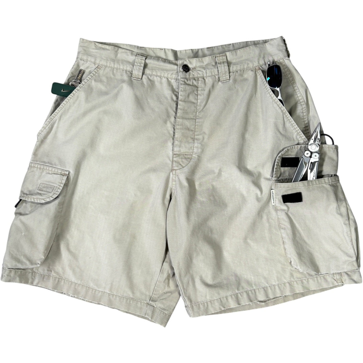 Nike ACG 2001 Cargo Shorts W34 | W34, Red