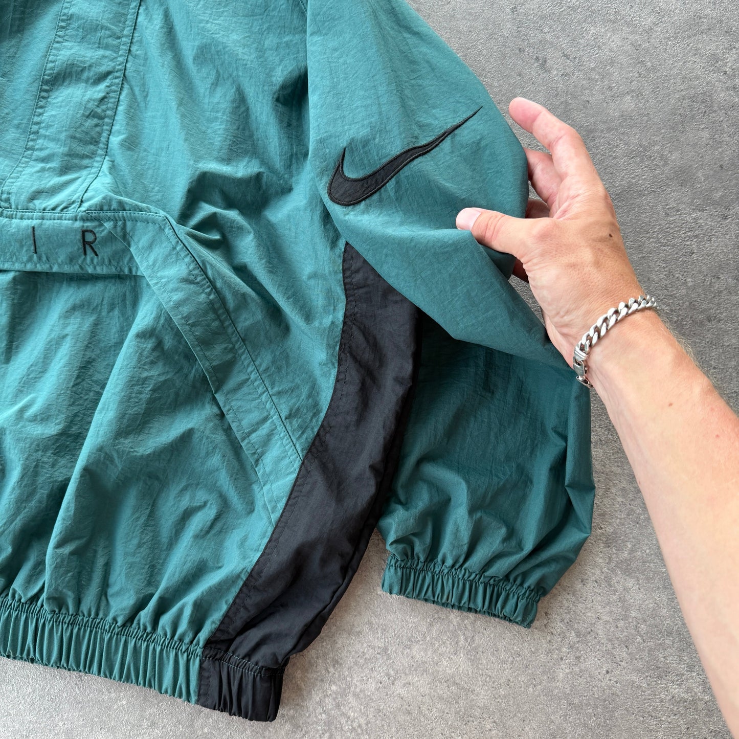Nike Air RARE 1990s 1/4 zip lightweight spellout shell jacket (L)
