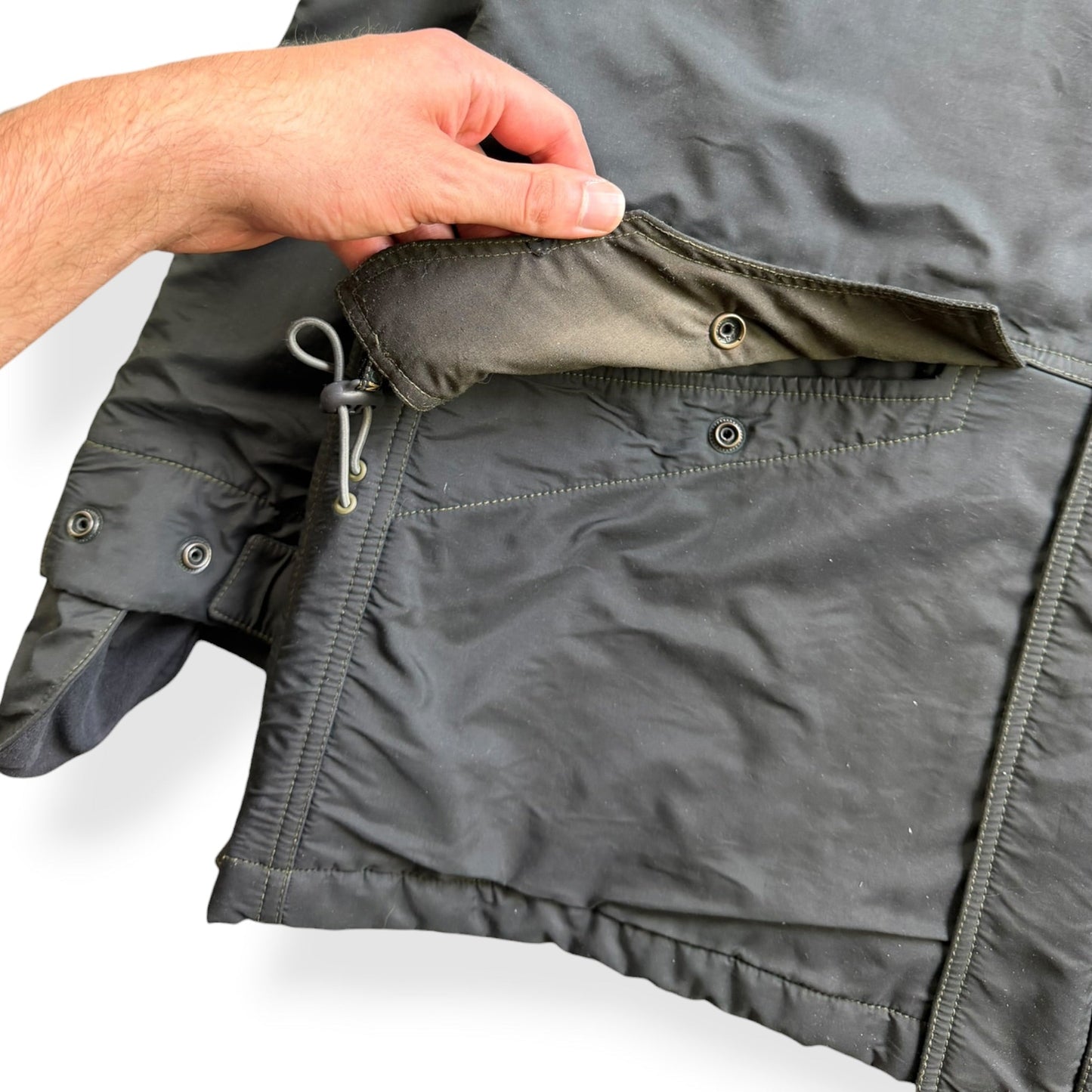 AW99/00 Maharishi Shower Repellent Waxed Jacket (L) | Large, Red