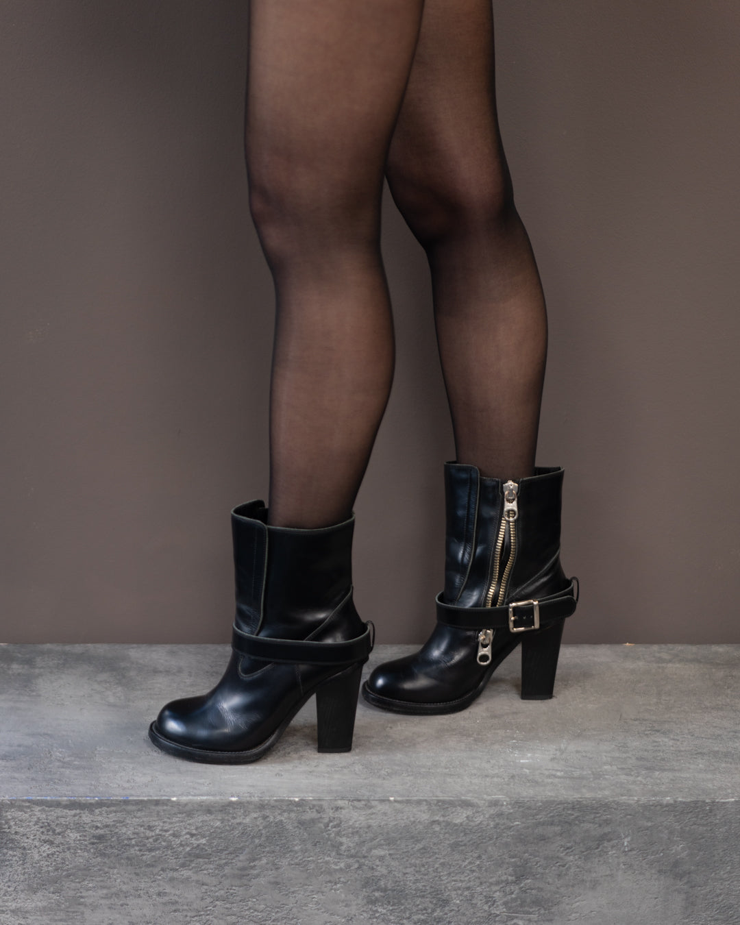 CHLOE DOUBLE ZIP BOOTS (EU 38.5)