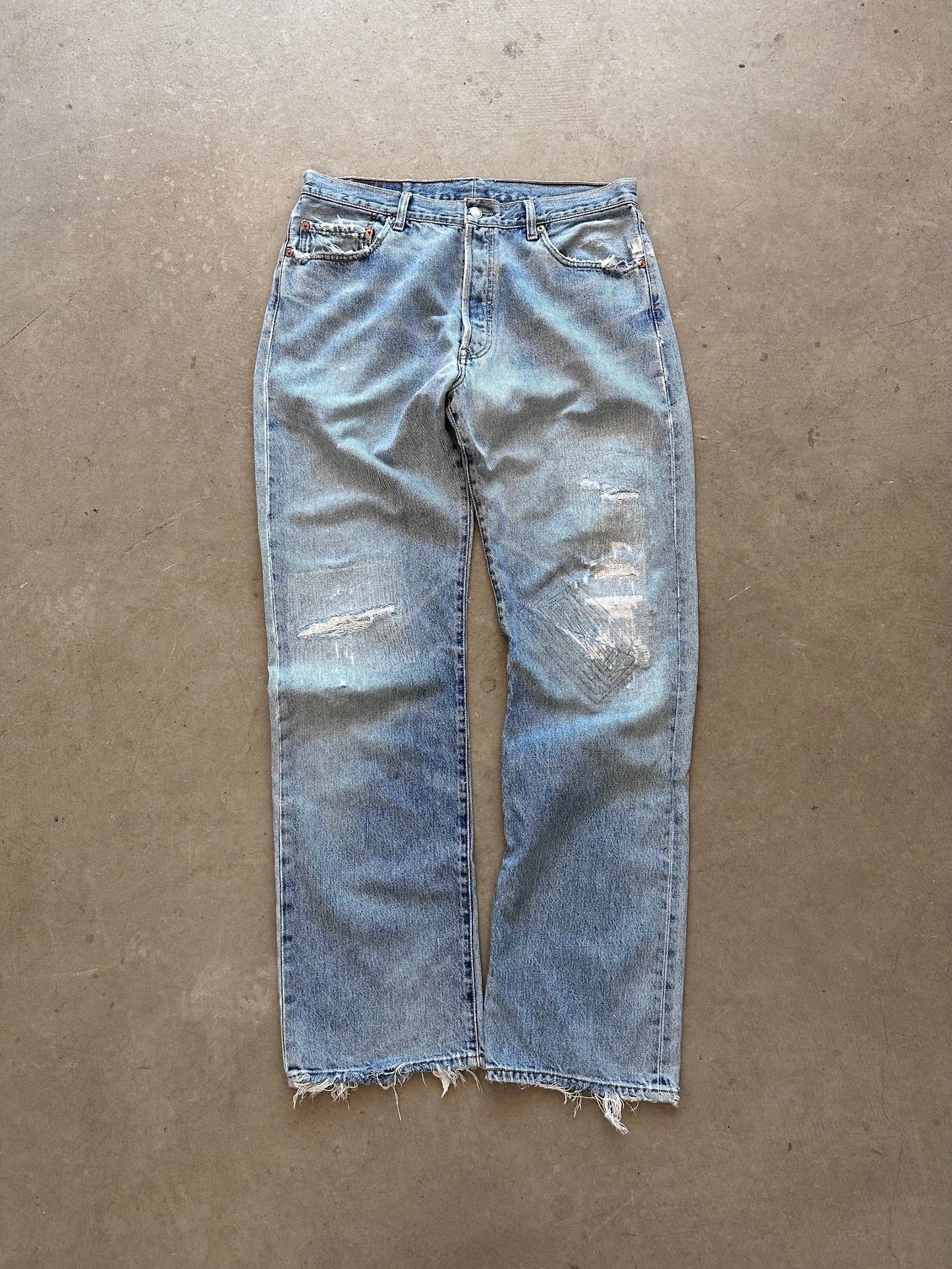 1990's Levi's 501 Repaired Jeans - 35 x 34 | W35, Red