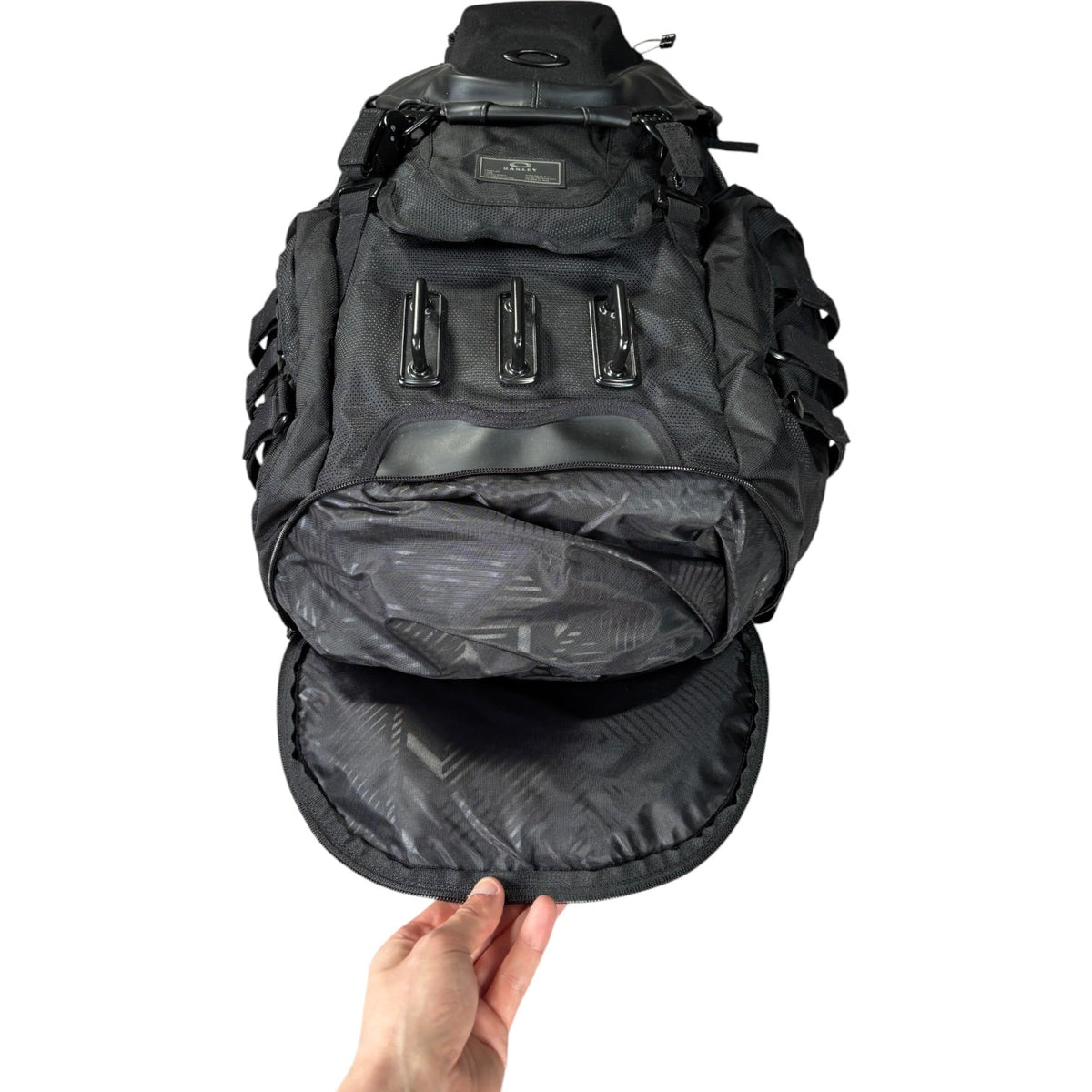 Oakley 2019 Kitchen Sink Hardshell Backpack | O/S, Black