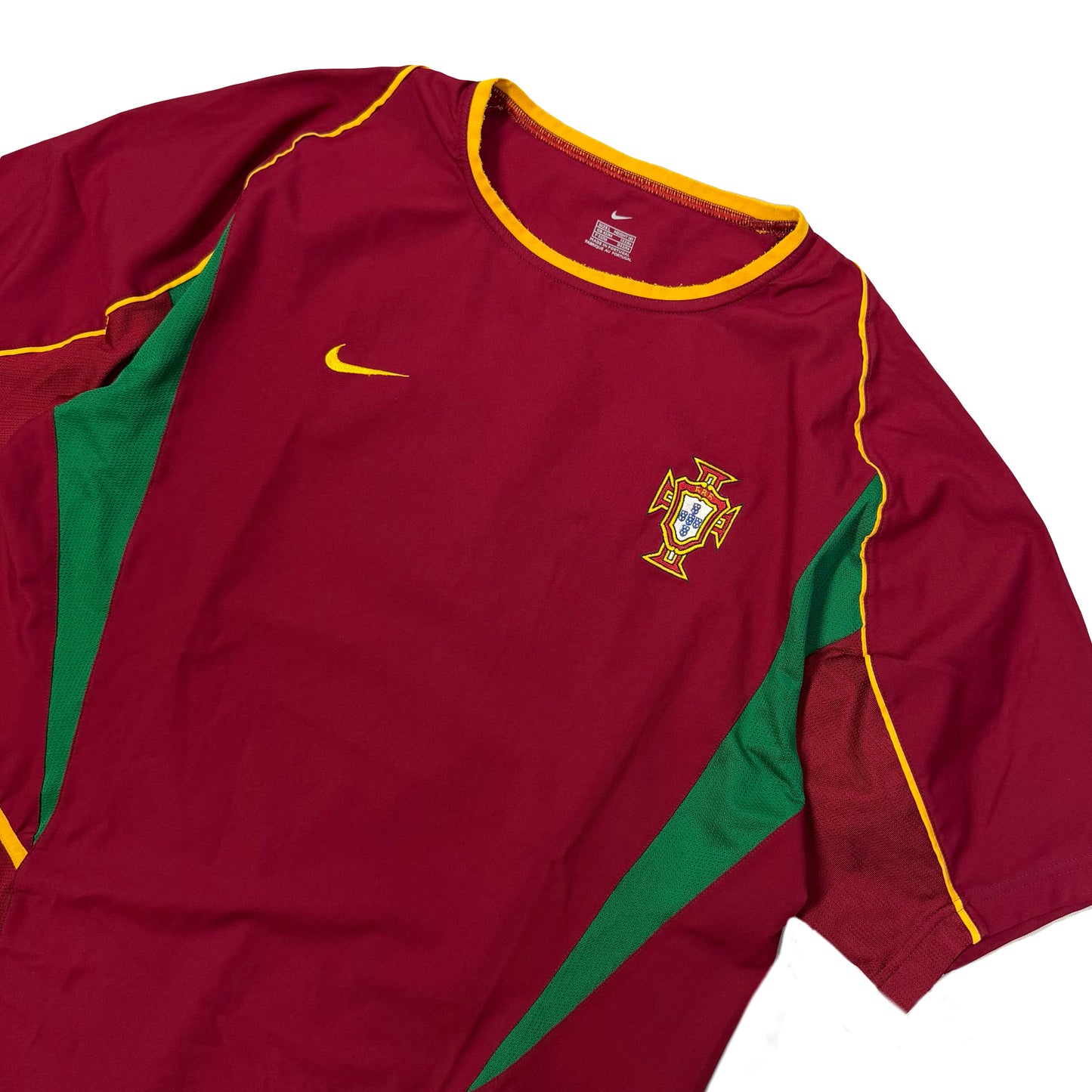 Nike Portugal 2002/04 Shirt In Red (L) | Large, Red