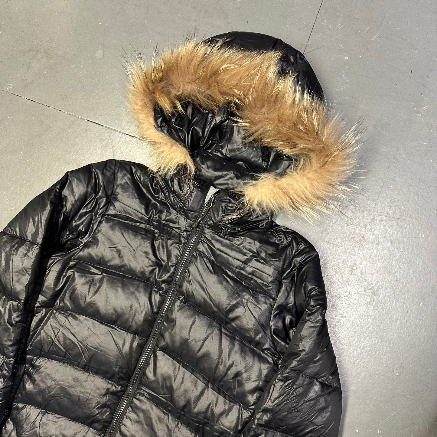 Marmot Fur Hood Puffer Jacket In Black ( L )