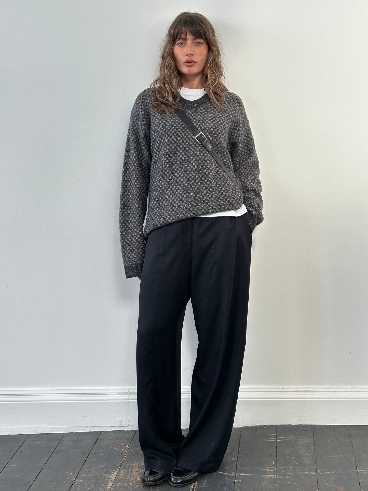 Italian Vintage 1990s V Neck Wool Silk Knitted Jumper - XL