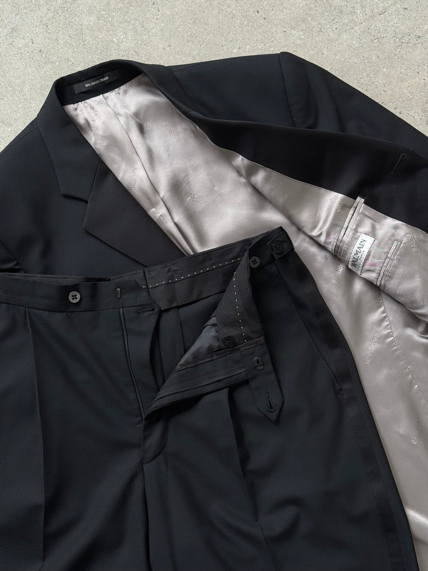 Balmain 2000s Tuxedo Wool Single Breasted Suit - 40R/W30-32