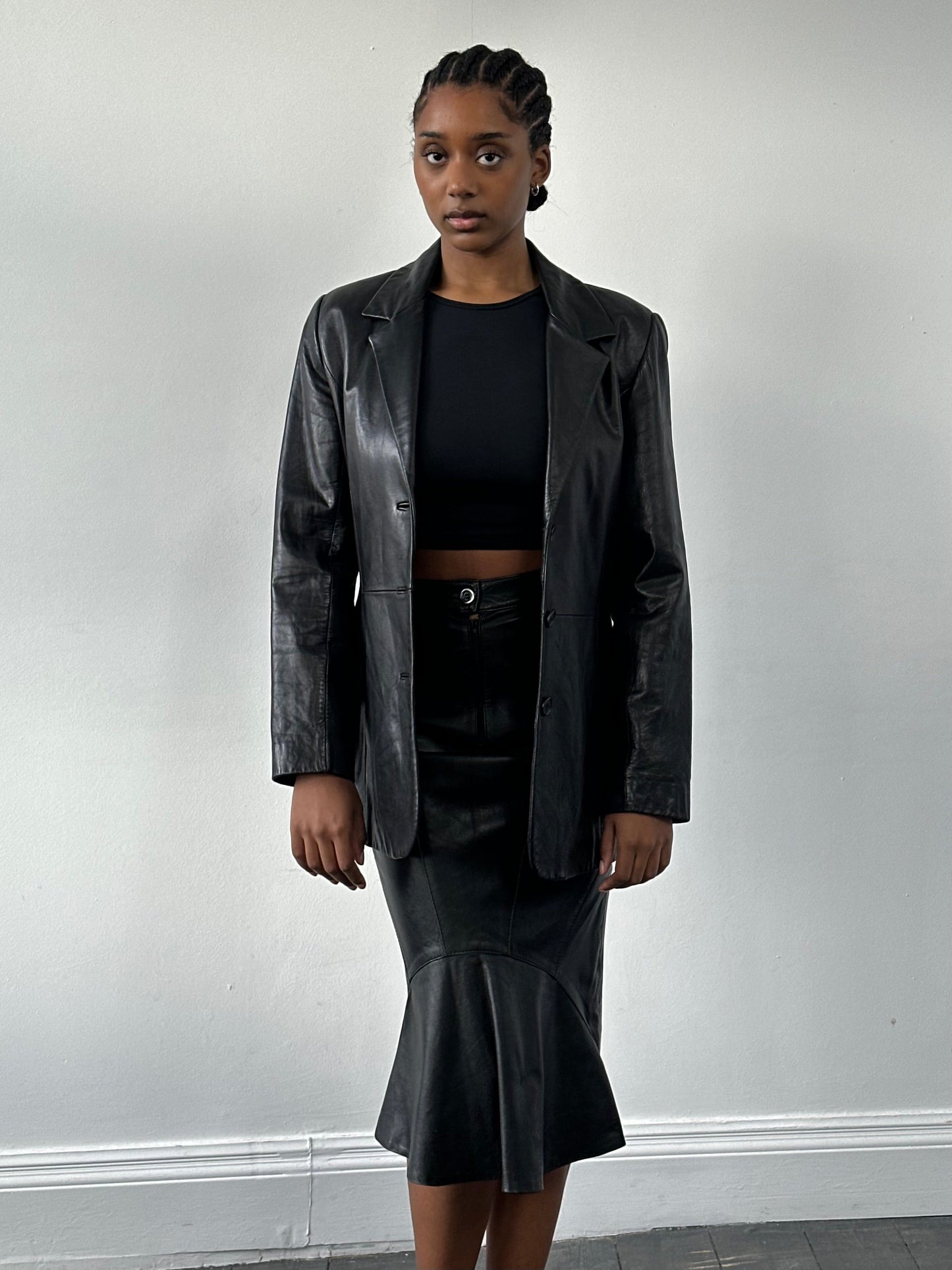 Vintage 1990s Leather Midi Skirt - W25