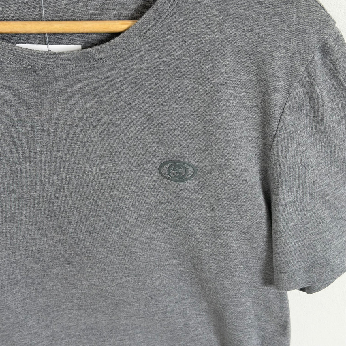 2000s gucci by tom ford emblem tee | O/S, Gold