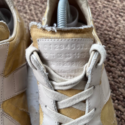 2000s maison martin margiela gats | uk9-eu43, Beige and Gold