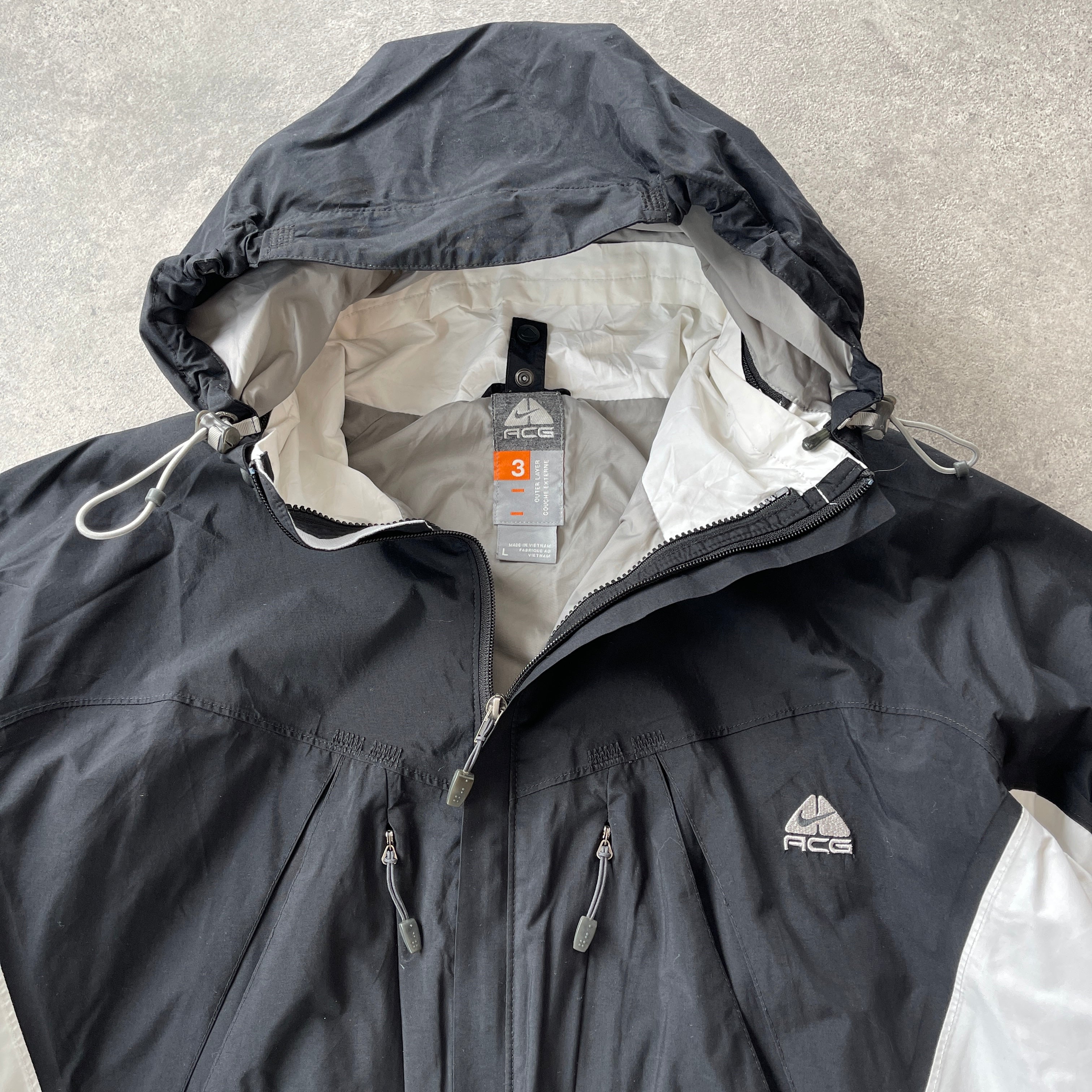 Nike ACG RARE 2000s two tone technical shell jacket (L) – Known Source