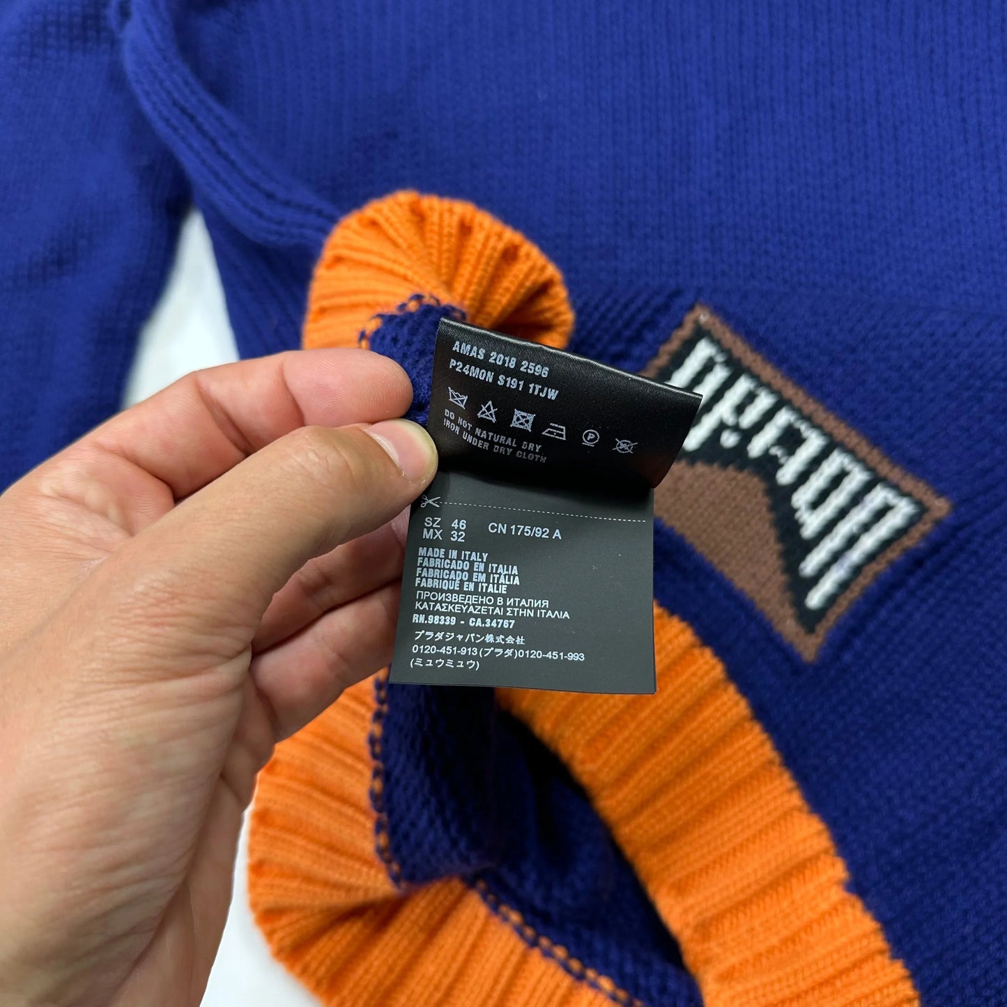 Prada Milano 2018 Intarsia Cashmere Chunky Race Logo Knit - IT46 (M)