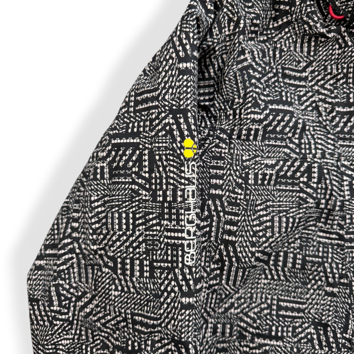 2009 Griffin x Berghaus 'Innsbruck' Jacket (M) | Default Title, Black and White
