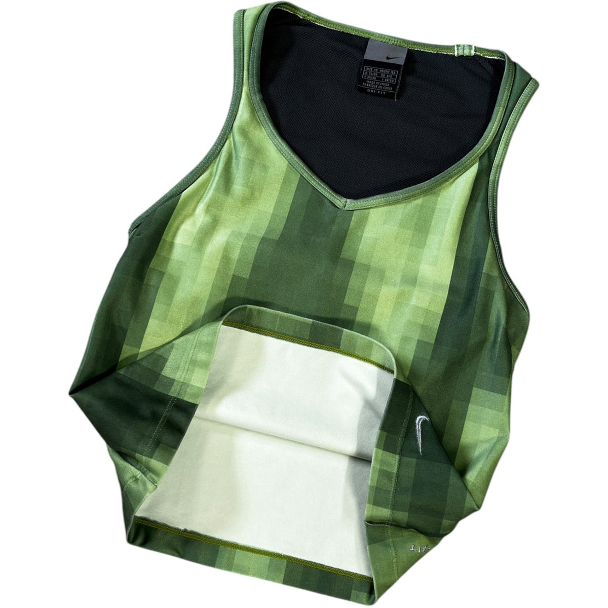 Nike 00’s Dri Fit Digi Vest Top Size 6/8 | 6/8, Multicoloured