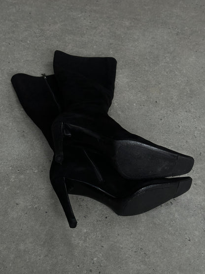 Prada 2000s suede knee boots with square toe and heel, UK 7.5 / EU 40.5, showcasing stylish footwear design.