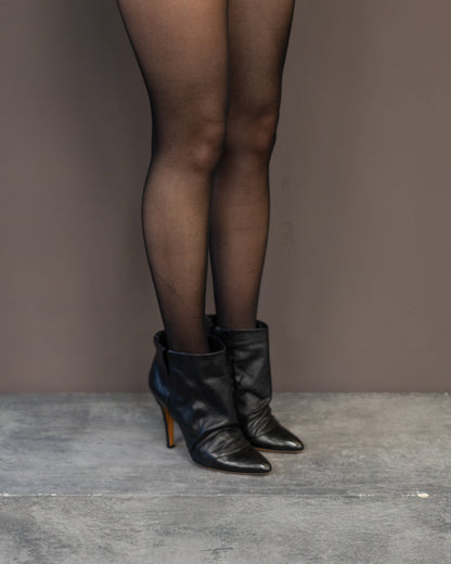 MARGIELA RUFFLE HEELS (EU 38)