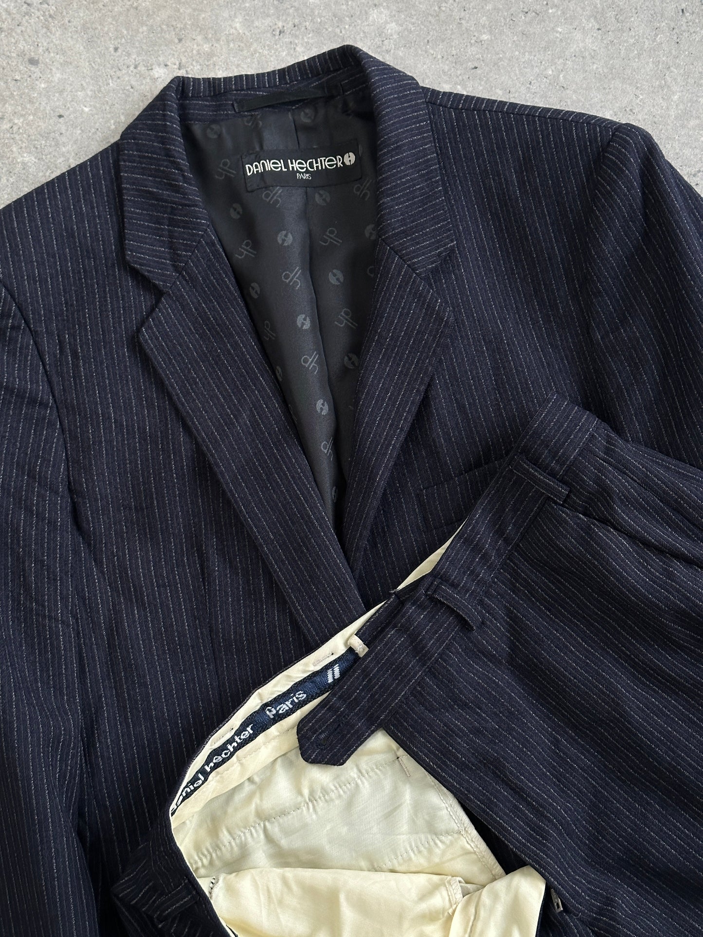 Vintage 1990s Pinstripe Pure Wool Suit - 38R/W28