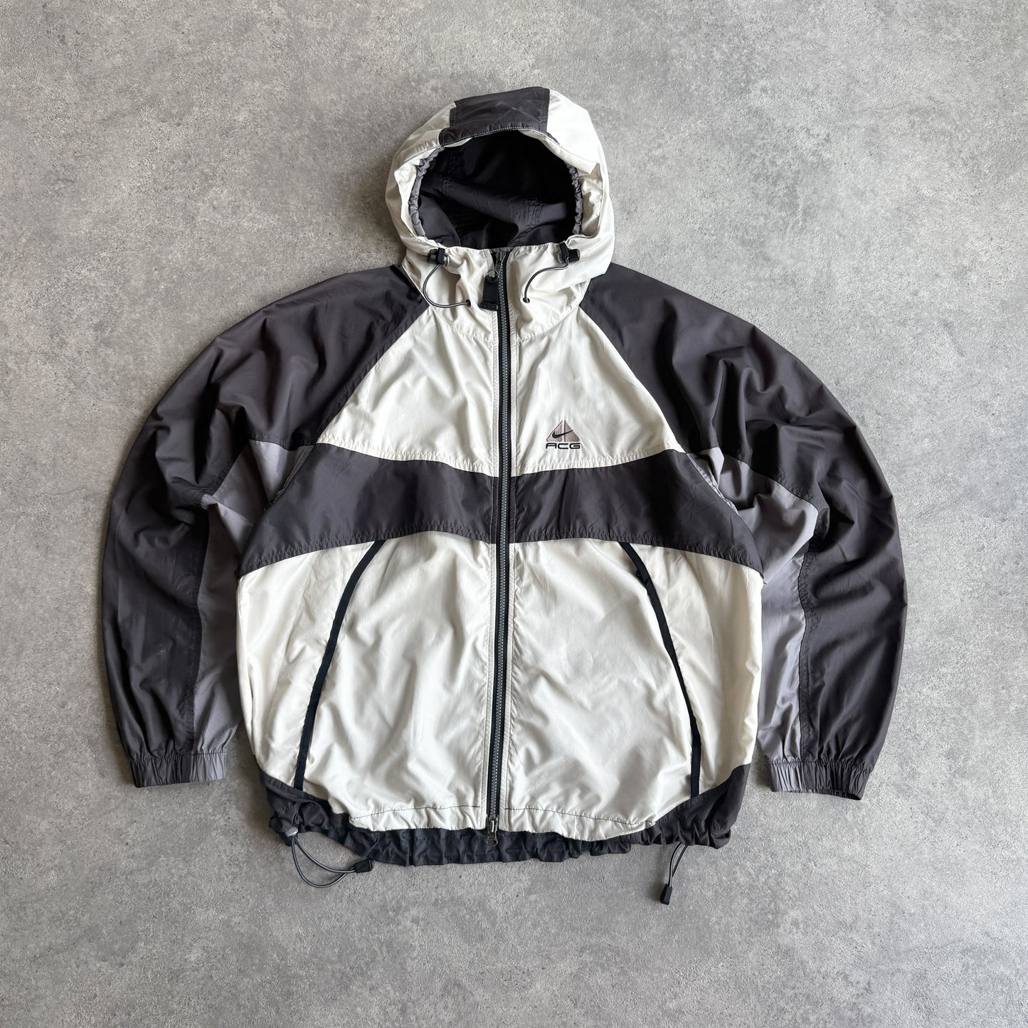 Nike ACG 1990s technical lightweight waterproof jacket (M)