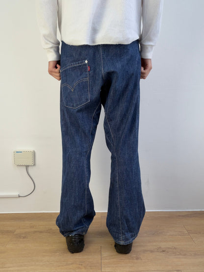 Levi’s Engineered Twisted Jeans | W32, Red