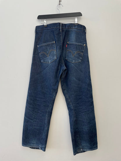Levi's Engineered 2001 Korean Release Denim Jeans | Medium, Red