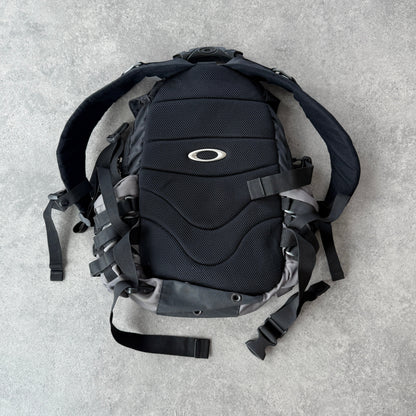 Oakley Software 2000s Icon technical utility backpack (22”x15”)