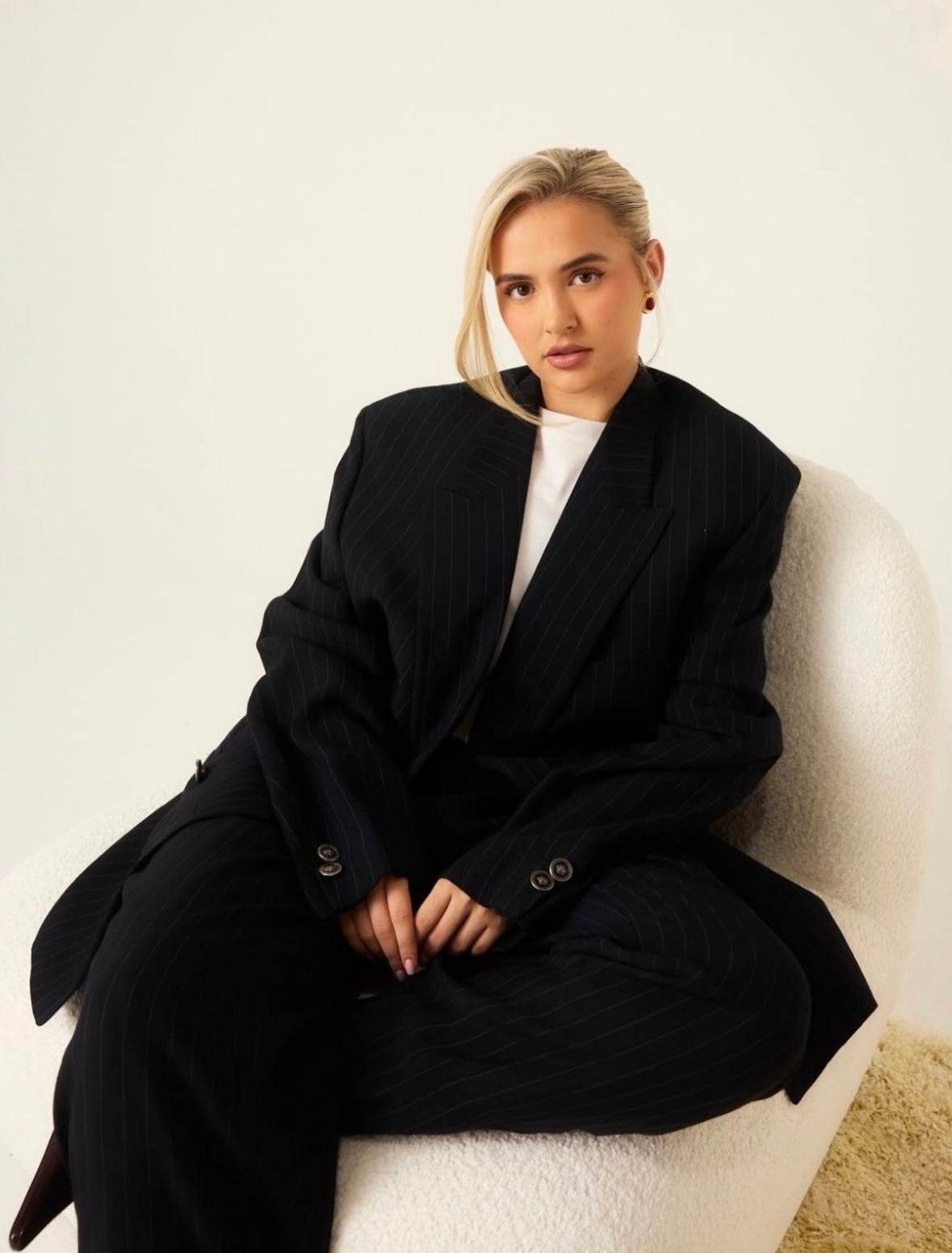 Gianni Versace Versus 1990s Pinstripe Bespoke Button Double Breasted Suit - 44L/W34