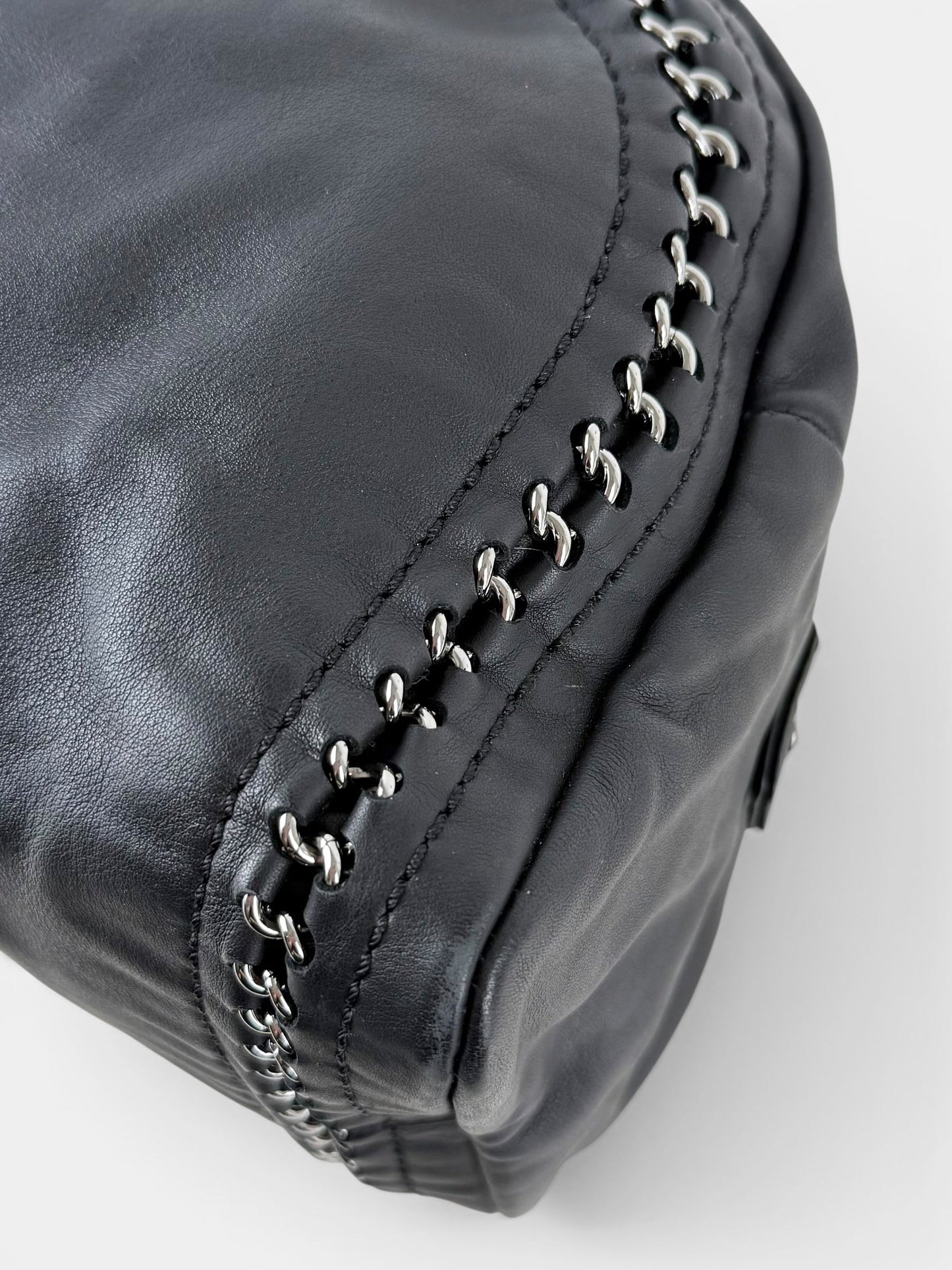 2005/2006 Chanel Luxe Ligne Black Lambskin Bowling Bag | O/S, Multicoloured