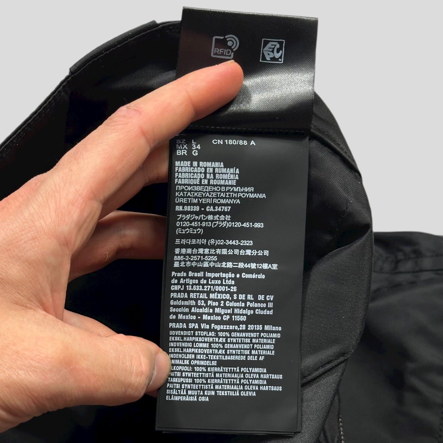 Prada 2023 Re-nylon Plaque Logo Bermuda Cargo Shorts - L