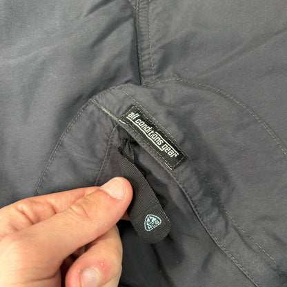 Nike ACG 2000 Cargo Shorts W36 | W36, Black