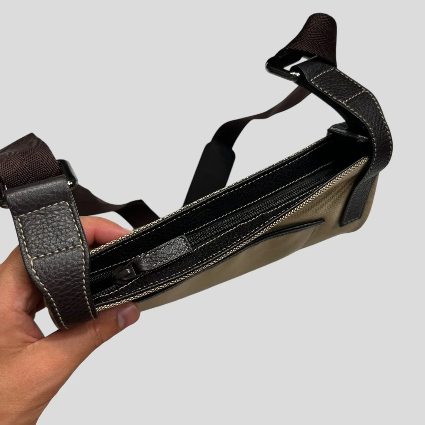 Gucci 00’s Canvas + Leather Crossbody Logo Bag