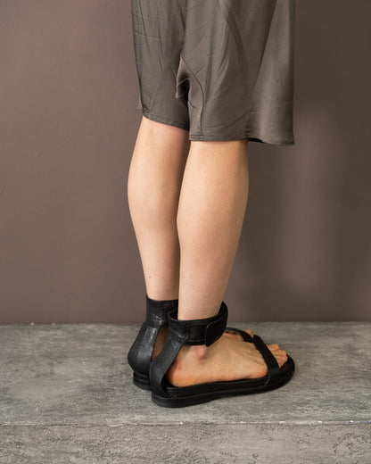 ANN DEMEULEMEESTER SANDALS (EU 40)