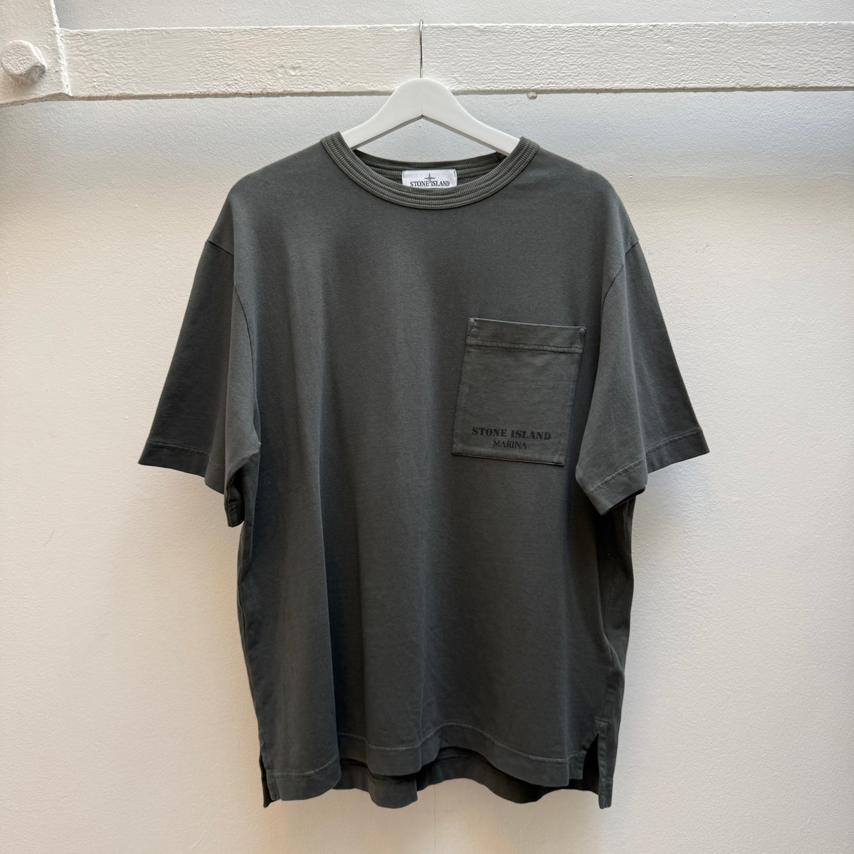 Stone Island Marina Oversized Pocket T-Shirt – Charcoal Grey (M) | Medium, Multicoloured