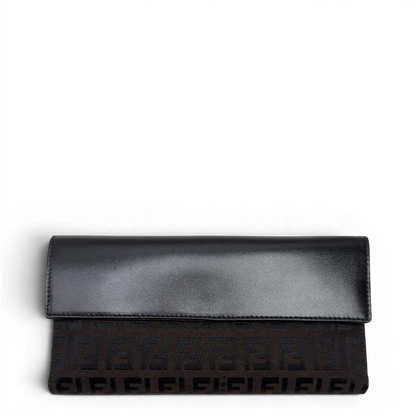 https://cdn.shopify.com/s/files/1/0564/9376/8855/files/Fendi_Geldbeutel_langlich_im_Zucca_Muster_dunkelbraun_2.webp?v=1783511880