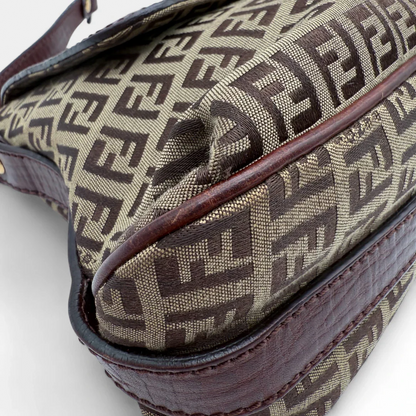 https://cdn.shopify.com/s/files/1/0564/9376/8855/files/Fendi_Handtasche_Bicolour_Flap_im_Zucca_Muster_braun_vintage_FF_handbag9851.webp?v=1758891901