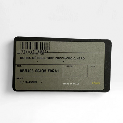 https://cdn.shopify.com/s/files/1/0564/9376/8855/files/Fendi_Handtasche_Hobo_mit_Kordelzug_im_Zucca_Muster_schwarz_vintage_designer_FF_handbag8170.webp?v=1757508802