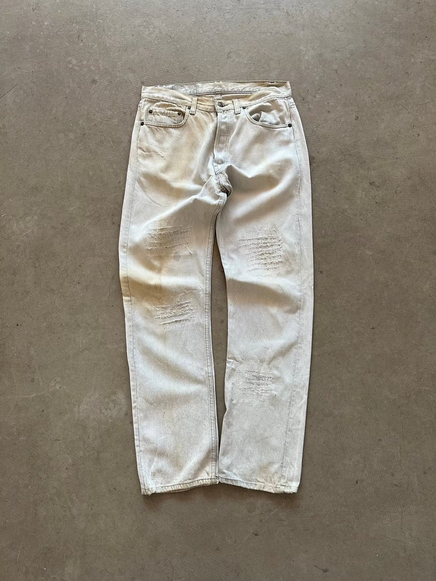 1990's Levi's 501 Repaired Jeans - 32 x 32 | W32, Red
