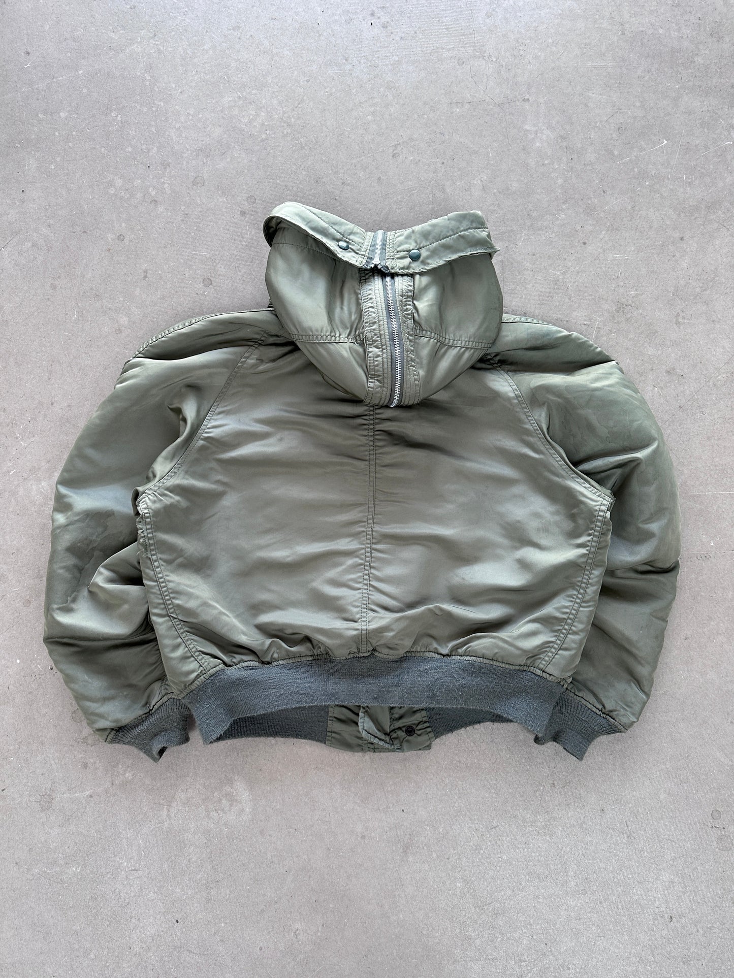 1990’s Alpha Industries Hooded Bomber - L | Large, Red