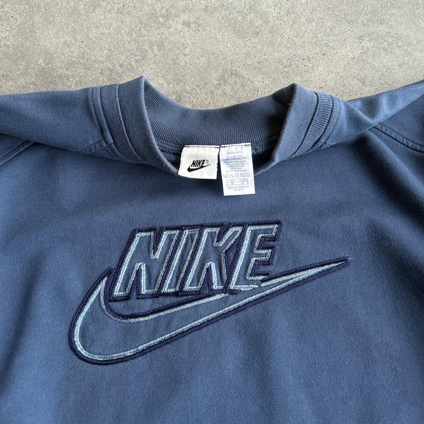 Nike 1994 heavyweight embroidered sweatshirt (M)