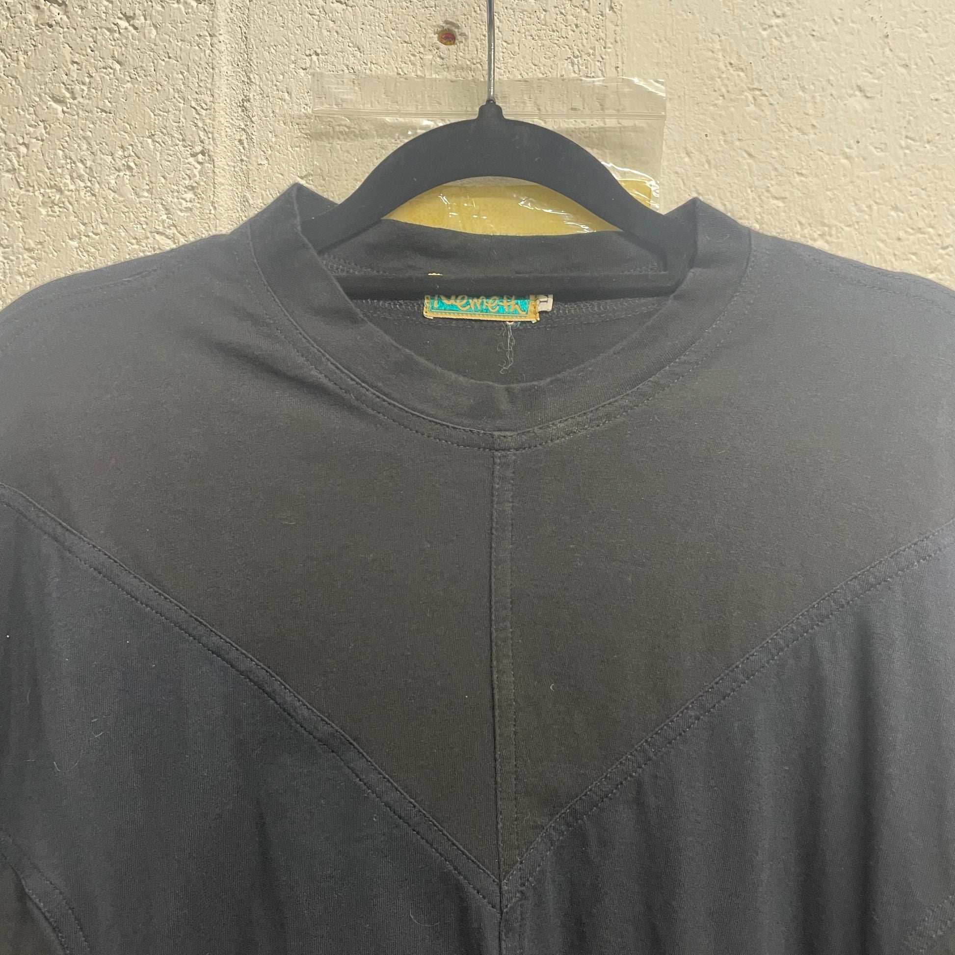https://cdn.shopify.com/s/files/1/0909/3598/4473/files/FullSizeRender_be84905a-ab0c-464f-a930-d6a57c25a02a.heic?v=1736165135
