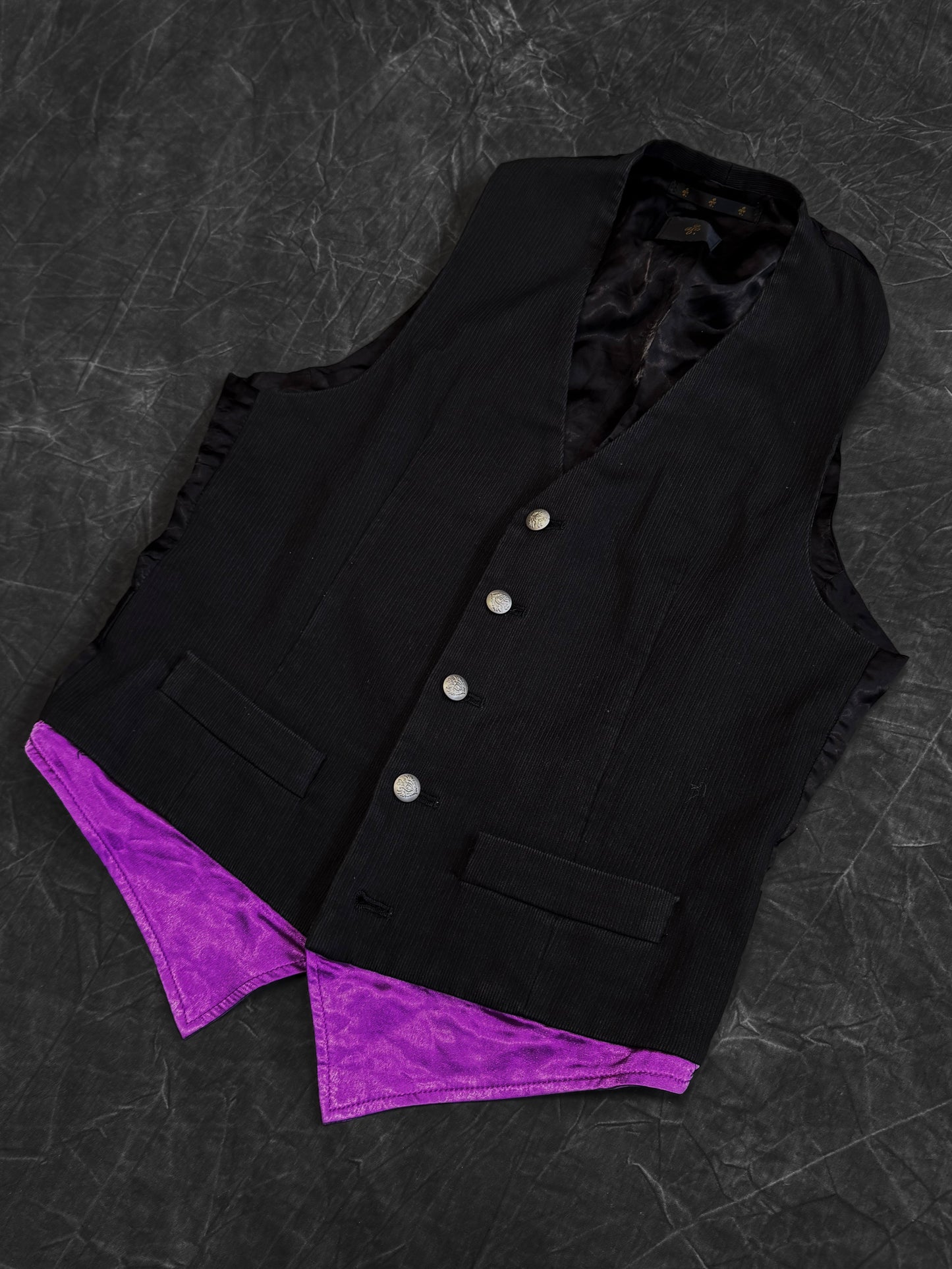https://cdn.shopify.com/s/files/1/0909/3598/4473/files/FullSizeRender_96059b12-ea77-4b2a-baf9-45a024e74413.jpg?v=1743693297