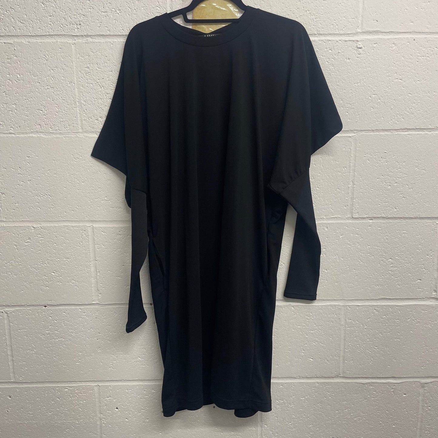 https://cdn.shopify.com/s/files/1/0909/3598/4473/files/FullSizeRender_71d96bd0-e93f-44f8-8d43-5ad2d44112fc.heic?v=1736156201