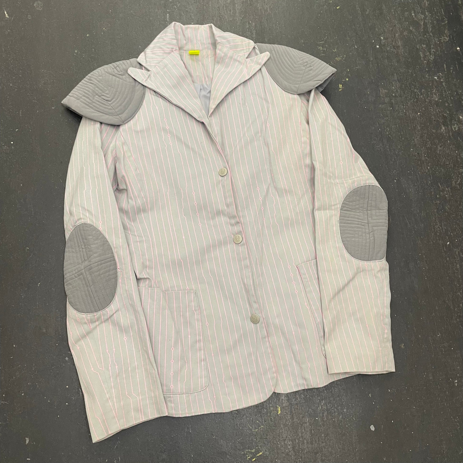 https://cdn.shopify.com/s/files/1/0909/3598/4473/files/FullSizeRender_ca575b6e-9345-40b8-81ae-642e5616b6e7.heic?v=1737149830