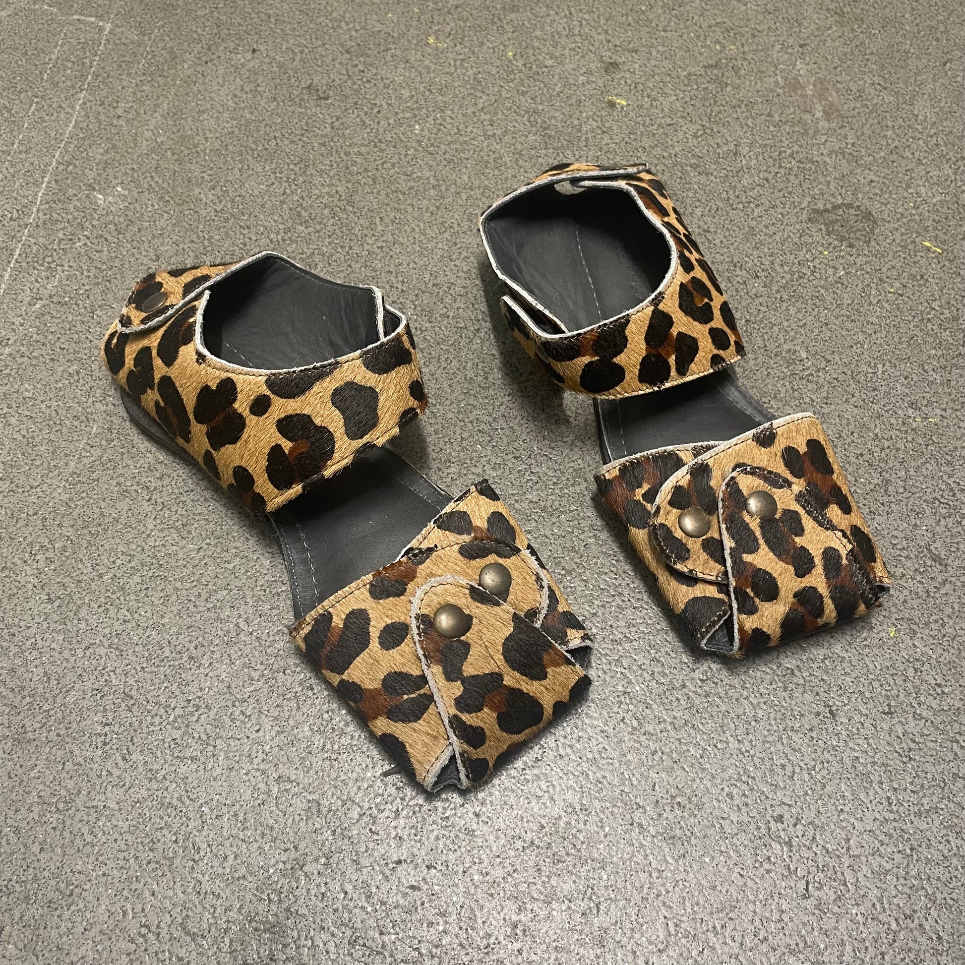 https://cdn.shopify.com/s/files/1/0909/3598/4473/files/FullSizeRender_bb166ee3-bb25-4941-b624-07fb090baa45.heic?v=1736194240