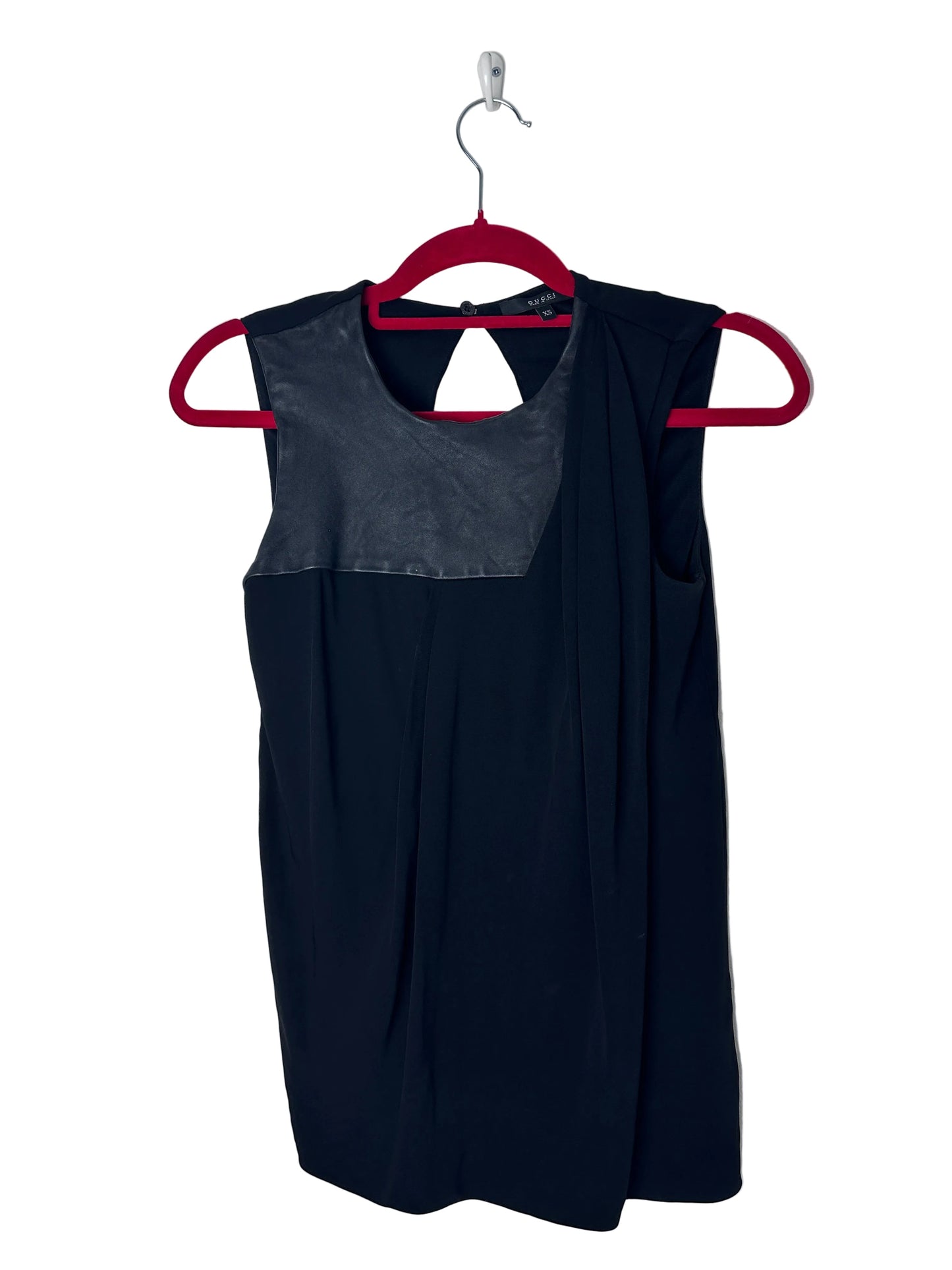 https://cdn.shopify.com/s/files/1/0900/2729/5066/files/GUCCI_MID-2000S_DRAPED_LEATHER_DETAIL_TOP_hanger.jpg?v=1779126186