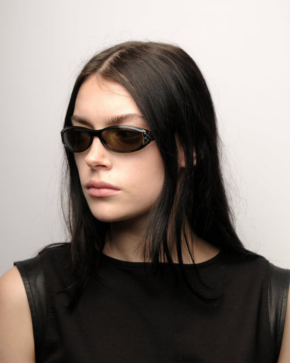 https://cdn.shopify.com/s/files/1/0818/5459/5398/files/Gucci7_75906bbe-c122-4ab6-a52a-d5fe3180d6f3.jpg?v=1784210791